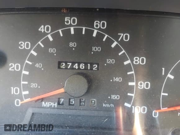 ✅ 1999 Ford F-250 XL • VIN: 1FTNX20F7XED85457 • Lot: 40805094. Listed on IAAI with 274,612 mi. Free auction sales archive from the USA and detailed vehicle history report at DreamBid. Image 7.