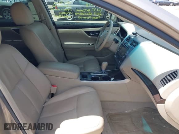 ✅ 2014 Nissan Altima S • VIN: 1N4AL3AP0EN238746 • Lot: 42897306. Listed on IAAI with 102,988 mi. Free auction sales archive from the USA and detailed vehicle history report at DreamBid. Image 5.