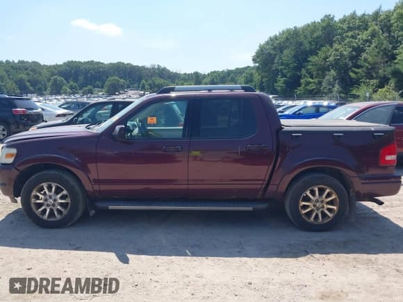 ✅ 2008 Ford Explorer Sport Trac Limited • VIN: 1FMEU53E68UA70391 • Lot: 42990958. Listed on IAAI with 273,658 mi. Free auction sales archive from the USA and detailed vehicle history report at DreamBid. Image 14.