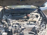 ✅ 2018 Nissan Rogue S • VIN: 5N1AT2MV7JC754098 • Lot: 43449647. Wystawiony na IAAI z przebiegiem 97 524 mil. Bezpłatny archiwum sprzedaży aukcyjnych z USA i szczegółowy raport historii pojazdu na DreamBid. Zdjęcie 10.