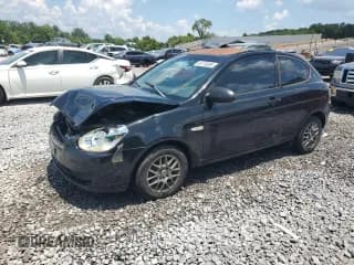 ✅ 2008 Hyundai Accent GS • VIN: KMHCM36C18U056324 • Лот: 64176595. Опубликован ранее на Copart с пробегом 158 272 миль. Бесплатный доступ к архиву аукционных продаж из США и подробный отчёт об истории автомобиля на DreamBid. Изображение 1.