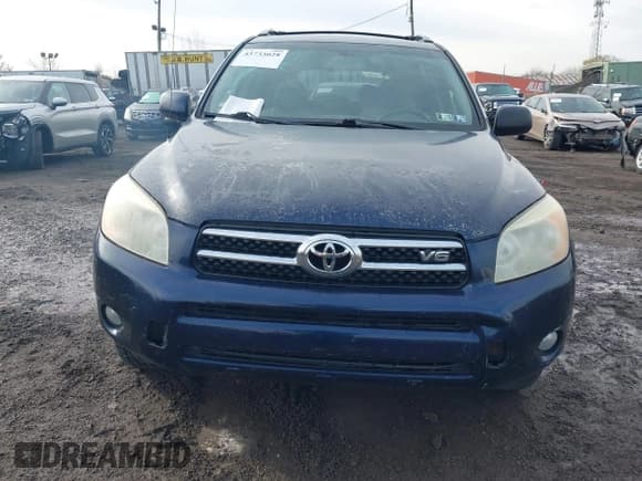 ✅ 2007 Toyota RAV4 Limited • VIN: JTMBK31V175025761 • Лот: 43733028. Опубликован ранее на IAAI с пробегом 259 707 миль. Бесплатный доступ к архиву аукционных продаж из США и подробный отчёт об истории автомобиля на DreamBid. Изображение 6.