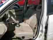 2005 Chevrolet Impala LS z VIN 2G1WH52K159335126, wystawiony jako Copart lot #70617914 z przebiegiem 135 113 mil mil oraz Szkoda całkowita • Salvage title. Historia ofert i sprzedaży dostępna na DreamBid. Obrazek 7.