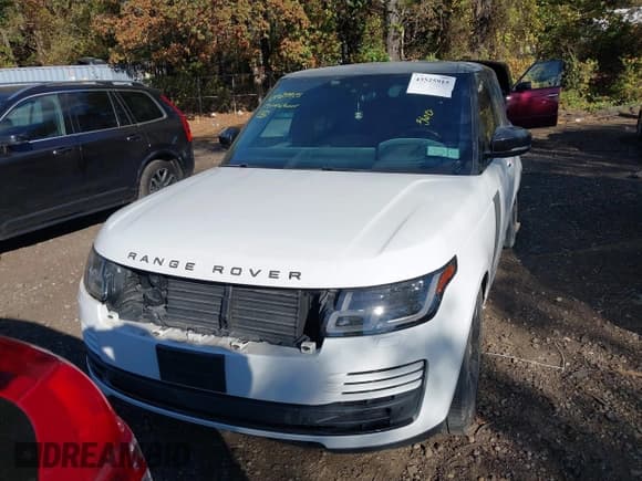 ✅ 2019 Land Rover Range Rover HSE • VIN: SALGS2SV1KA552271 • Lot: 43525915. Listed on IAAI with 59,900 mi. Free auction sales archive from the USA and detailed vehicle history report at DreamBid. Image 11.