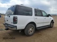 ✅ 2002 Ford Expedition XLT • VIN: 1FMRU15W42LA37371 • Lot: 68281875. Wystawiony na Copart z przebiegiem 120 222 mil. Bezpłatny archiwum sprzedaży aukcyjnych z USA i szczegółowy raport historii pojazdu na DreamBid. Zdjęcie 3.