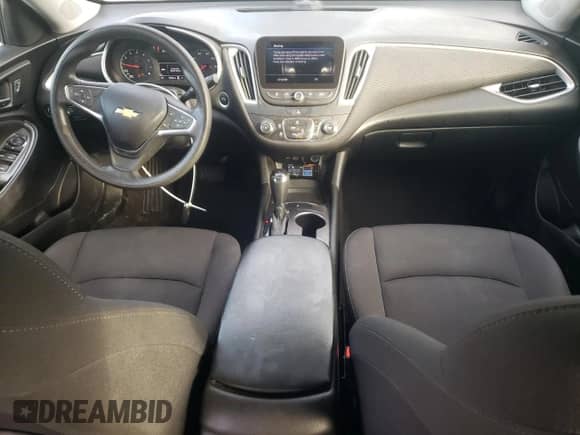 2019 Chevrolet Malibu LS z VIN 1G1ZB5ST2KF128397, wystawiony jako Copart lot #84024135 z przebiegiem 159 482 mil mil oraz Szkoda całkowita • Salvage title. Historia ofert i sprzedaży dostępna na DreamBid. Obrazek 8.