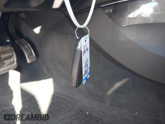 ✅ 2017 Audi SQ5 Premium Plus • VIN: WA1CCAFP1HA014262 • Lot: 41554674. Listed on IAAI with 27,506 mi. Free auction sales archive from the USA and detailed vehicle history report at DreamBid. Image 11.