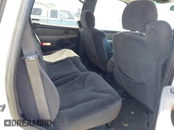 ✅ 2001 GMC Yukon SLT • VIN: 1GKEK13TX1R218315 • Lot: 42448454. Wystawiony na IAAI z przebiegiem 290 859 mil. Bezpłatny archiwum sprzedaży aukcyjnych z USA i szczegółowy raport historii pojazdu na DreamBid. Zdjęcie 8.