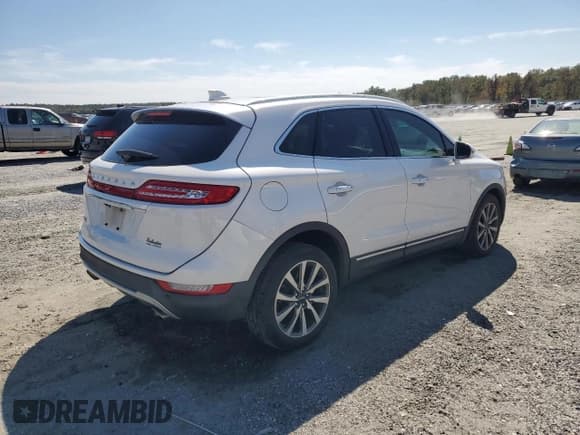 ✅ 2019 Lincoln MKC Reserve • VIN: 5LMCJ3C90KUL52134 • Lot: 85869485. Wystawiony na Copart z przebiegiem 73 382 mil. Bezpłatny archiwum sprzedaży aukcyjnych z USA i szczegółowy raport historii pojazdu na DreamBid. Zdjęcie 3.