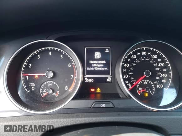 ✅ 2021 Volkswagen Golf TSI • VIN: 3VWG57AU3MM015280 • Lot: 36921644. Wystawiony na Copart z przebiegiem 25 880 mil. Bezpłatny archiwum sprzedaży aukcyjnych z USA i szczegółowy raport historii pojazdu na DreamBid. Zdjęcie 9.