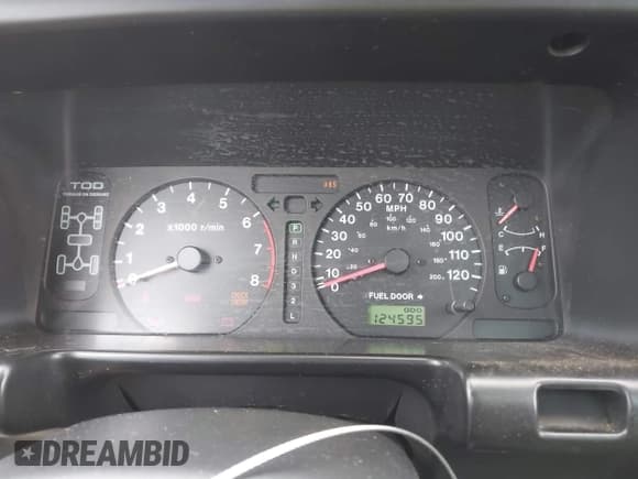 ✅ 1999 Isuzu Trooper S • VIN: JACDJ58X6X7911026 • Lot: 43539778. Listed on IAAI with 124,595 mi. Free auction sales archive from the USA and detailed vehicle history report at DreamBid. Image 7.