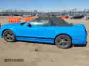 2014 Ford Mustang V6 с VIN 1ZVBP8EM9E5210585, выставлен на аукционе IAAI как лот 41815769 с пробегом Не указан миль и . История ставок и продаж доступна на DreamBid. Изображение 13.