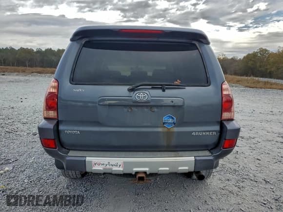 ✅ 2005 Toyota 4Runner SR5 • VIN: JTEZU14RX50057450 • Lot: 94143385. Listed on Copart with 232,338 mi. Free auction sales archive from the USA and detailed vehicle history report at DreamBid. Image 6.