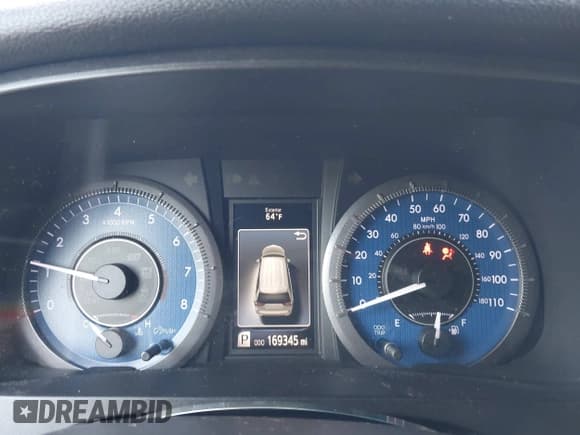 ✅ 2017 Toyota Sienna XLE Auto Access Seat • VIN: 5TDYZ3DC6HS875509 • Lot: 42367524. Listed on IAAI with 169,345 mi. Free auction sales archive from the USA and detailed vehicle history report at DreamBid. Image 7.