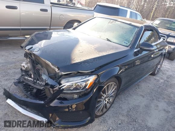 ✅ 2018 Mercedes-Benz C 300 • VIN: WDDWK4JB3JF701325 • Lot: 41607243. Wystawiony na IAAI z przebiegiem 76 967 mil. Bezpłatny archiwum sprzedaży aukcyjnych z USA i szczegółowy raport historii pojazdu na DreamBid. Zdjęcie 2.