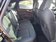 ✅ 2024 Audi Q4 e-tron Sportback Premium Plus • VIN: WA13UBFZXRP058327 • Lot: 47115475. Wystawiony na Copart z przebiegiem 5 821 mil. Bezpłatny archiwum sprzedaży aukcyjnych z USA i szczegółowy raport historii pojazdu na DreamBid. Zdjęcie 11.