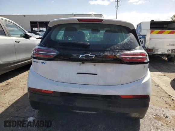 ✅ 2023 Chevrolet Bolt EV 1LT • VIN: 1G1FW6S02P4188010 • Lot: 51384255. Wystawiony na Copart z przebiegiem 34 920 mil. Bezpłatny archiwum sprzedaży aukcyjnych z USA i szczegółowy raport historii pojazdu na DreamBid. Zdjęcie 6.