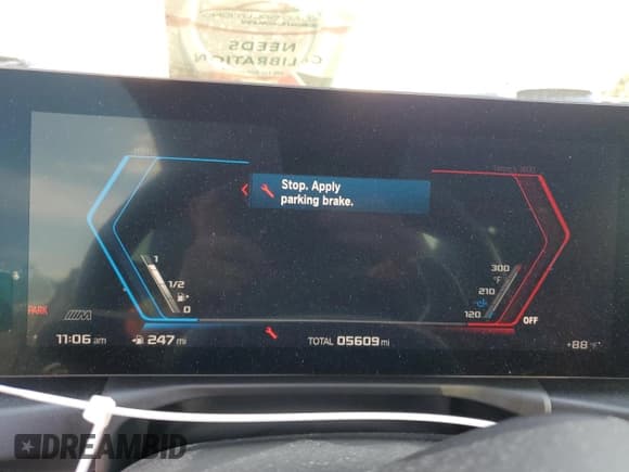 ✅ 2024 BMW M4 Competition xDrive • VIN: WBS33BA00RCP73666 • Lot: 72738944. Listed on Copart with 5,609 mi. Free auction sales archive from the USA and detailed vehicle history report at DreamBid. Image 9.