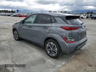✅ 2023 Hyundai Kona SE • VIN: KM8K23AG8PU183758 • Лот: 41914614. Опубликован ранее на Copart с пробегом 13 521 миль. Бесплатный доступ к архиву аукционных продаж из США и подробный отчёт об истории автомобиля на DreamBid. Изображение 2.