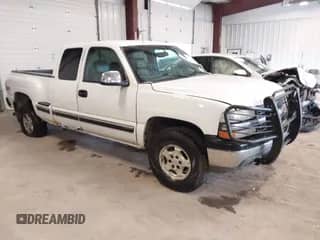 ✅ 2001 Chevrolet Silverado 1500 LS • VIN: 2GCEK19T111183675 • Lot: 43103478. Wystawiony na IAAI z przebiegiem 183 848 mil mil. Skorzystaj z bezpłatnego archiwum sprzedaży aukcyjnych z USA i zobacz szczegółowy raport historii pojazdu na DreamBid. Zdjęcie 1.