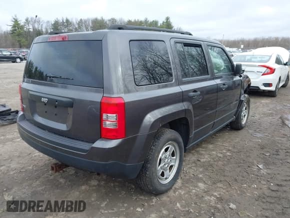✅ 2015 Jeep Patriot Sport • VIN: 1C4NJRBB4FD169963 • Lot: 41838585. Listed on IAAI with 80,278 mi. Free auction sales archive from the USA and detailed vehicle history report at DreamBid. Image 4.