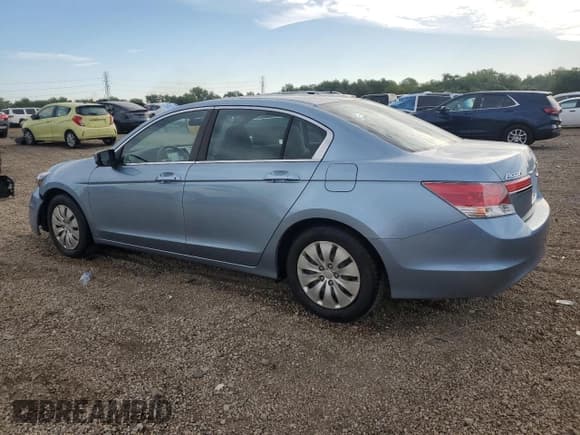✅ 2011 Honda Accord LX • VIN: 1HGCP2F34BA096719 • Lot: 70186935. Listed on Copart with 44,428 mi. Free auction sales archive from the USA and detailed vehicle history report at DreamBid. Image 2.