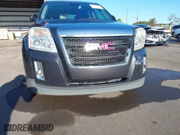 ✅ 2015 GMC Terrain SLE • VIN: 2GKFLRE31F6407418 • Лот: 42888182. Опубликован ранее на IAAI с пробегом 137 329 миль. Бесплатный доступ к архиву аукционных продаж из США и подробный отчёт об истории автомобиля на DreamBid. Изображение 17.