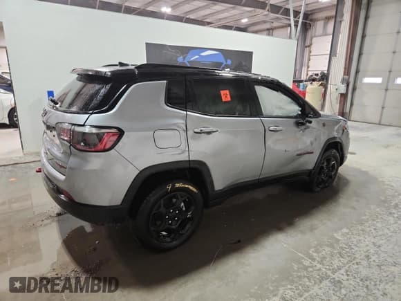 ✅ 2024 Jeep Compass Trailhawk • VIN: 3C4NJDDN7RT596515 • Лот: 93402935. Опубликован ранее на Copart с пробегом 37 658 миль. Бесплатный доступ к архиву аукционных продаж из США и подробный отчёт об истории автомобиля на DreamBid. Изображение 3.