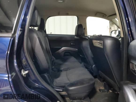 2013 Mitsubishi Outlander SE с VIN JA4JT3AW6DU013733, выставлен на аукционе Copart как лот 90352365 с пробегом 143 222 миль миль и Чистый • Clean title. История ставок и продаж доступна на DreamBid. Изображение 11.