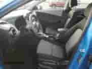 2020 Hyundai Kona SE z VIN KM8K1CAA0LU586836, wystawiony jako Copart lot #70412412 z przebiegiem 73 857 mil mil oraz . Historia ofert i sprzedaży dostępna na DreamBid. Obrazek 7.