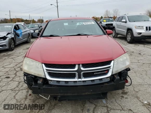 ✅ 2013 Dodge Avenger SXT • VIN: 1C3CDZCB8DN557786 • Лот: 82375104. Опубликован ранее на Copart с пробегом 189 716 миль. Бесплатный доступ к архиву аукционных продаж из США и подробный отчёт об истории автомобиля на DreamBid. Изображение 5.