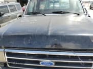 ✅ 1991 Ford F-250 • VIN: 1FTHX25M1MKA31502 • Лот: 56723305. Опубликован ранее на Copart с пробегом 711 139 миль. Бесплатный доступ к архиву аукционных продаж из США и подробный отчёт об истории автомобиля на DreamBid. Изображение 11.