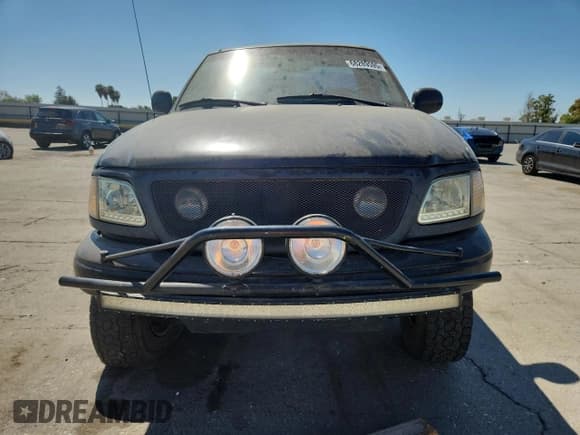 ✅ 2000 Ford F-150 XL • VIN: 1FTZF1725YKB03479 • Лот: 68289595. Опубликован ранее на Copart с пробегом 177 750 миль. Бесплатный доступ к архиву аукционных продаж из США и подробный отчёт об истории автомобиля на DreamBid. Изображение 5.