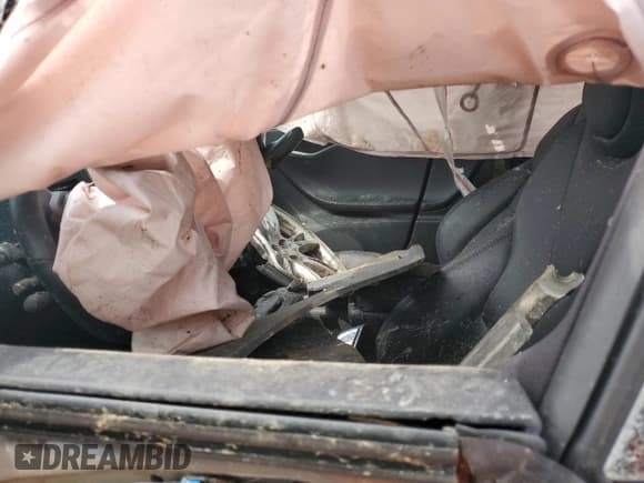 ✅ 2020 Tesla Model S Performance • VIN: 5YJSA1E48LF414933 • Lot: 51809645. Listed on Copart with Not provided. Free auction sales archive from the USA and detailed vehicle history report at DreamBid. Image 7.