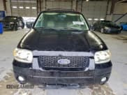 ✅ 2007 Ford Escape Limited • VIN: 1FMYU04147KB95458 • Lot: 95086165. Listed on Copart with 140,505 mi. Free auction sales archive from the USA and detailed vehicle history report at DreamBid. Image 5.