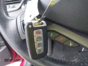 ✅ 2013 Hyundai Veloster Turbo • VIN: KMHTC6AE6DU118825 • Lot: 42751415. Wystawiony na IAAI z przebiegiem 74 097 mil. Bezpłatny archiwum sprzedaży aukcyjnych z USA i szczegółowy raport historii pojazdu na DreamBid. Zdjęcie 11.