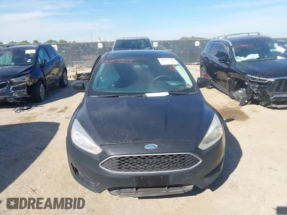 ✅ 2018 Ford Focus SE • VIN: 1FADP3K26JL282549 • Lot: 43587339. Wystawiony na IAAI z przebiegiem 123 207 mil. Bezpłatny archiwum sprzedaży aukcyjnych z USA i szczegółowy raport historii pojazdu na DreamBid. Zdjęcie 12.
