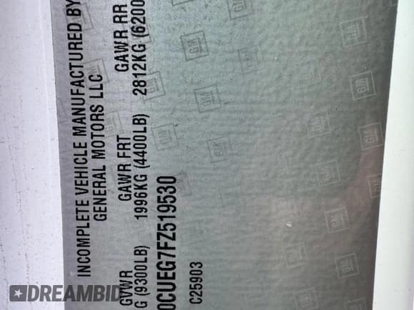 ✅ 2015 Chevrolet Silverado 2500HD Work Truck • VIN: 1GB0CUEG7FZ519530 • Lot: 60489495. Wystawiony na Copart z przebiegiem Nie podano. Bezpłatny archiwum sprzedaży aukcyjnych z USA i szczegółowy raport historii pojazdu na DreamBid. Zdjęcie 10.