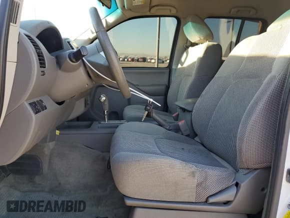 ✅ 2017 Nissan Frontier SV • VIN: 1N6AD0ERXHN744331 • Lot: 90266615. Wystawiony na Copart z przebiegiem 164 722 mil. Bezpłatny archiwum sprzedaży aukcyjnych z USA i szczegółowy raport historii pojazdu na DreamBid. Zdjęcie 7.