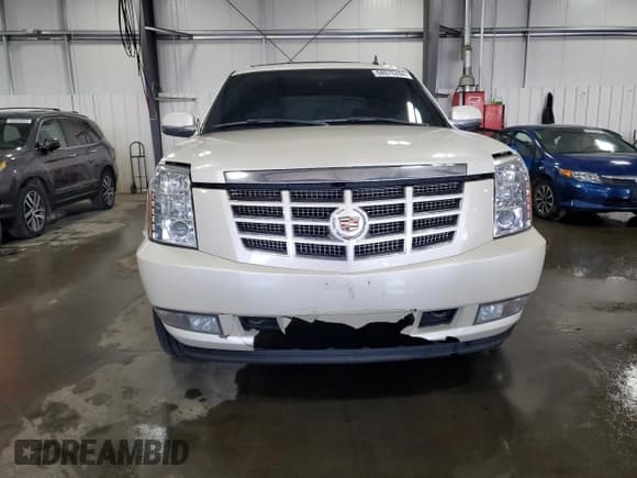 ✅ 2008 Cadillac Escalade EXT • VIN: 3GYFK628X8G194175 • Lot: 68076284. Listed on Copart with 224,315 mi. Free auction sales archive from the USA and detailed vehicle history report at DreamBid. Image 5.