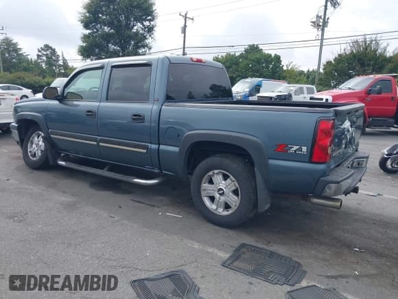✅ 2006 Chevrolet Silverado 1500 LT1 • VIN: 2GCEK13TX61209948 • Лот: 43271314. Опубликован ранее на IAAI с пробегом 191 540 миль. Бесплатный доступ к архиву аукционных продаж из США и подробный отчёт об истории автомобиля на DreamBid. Изображение 3.