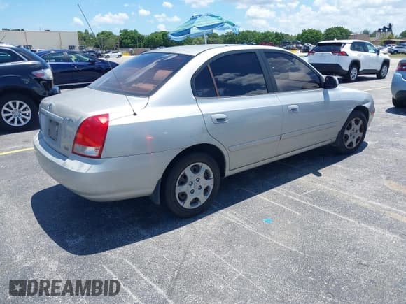 ✅ 2002 Hyundai Elantra GLS • VIN: KMHDN45DX2U310539 • Lot: 42523118. Wystawiony na IAAI z przebiegiem 196 121 mil. Bezpłatny archiwum sprzedaży aukcyjnych z USA i szczegółowy raport historii pojazdu na DreamBid. Zdjęcie 4.