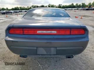 ✅ 2014 Dodge Challenger SXT • VIN: 2C3CDYAG6EH266853 • Lot: 71193375. Wystawiony na Copart z przebiegiem 84 261 mil. Bezpłatny archiwum sprzedaży aukcyjnych z USA i szczegółowy raport historii pojazdu na DreamBid. Zdjęcie 6.