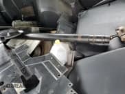 ✅ 2012 Mitsubishi Outlander SE • VIN: JA4JT3AW8CU030385 • Lot: 70410075. Wystawiony na Copart z przebiegiem Nie podano. Bezpłatny archiwum sprzedaży aukcyjnych z USA i szczegółowy raport historii pojazdu na DreamBid. Zdjęcie 13.