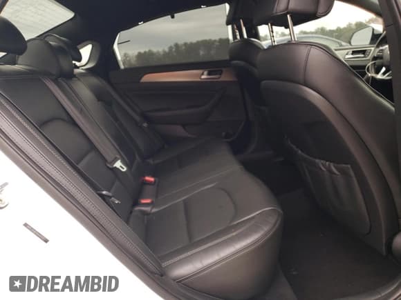 ✅ 2017 Hyundai Sonata Sport • VIN: 5NPE34AB2HH495093 • Lot: 41472813. Listed on Copart with 78,338 mi. Free auction sales archive from the USA and detailed vehicle history report at DreamBid. Image 10.