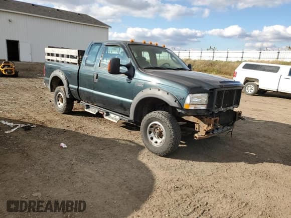 ✅ 2004 Ford F-250 XL • VIN: 1FTNX21S44EA06244 • Lot: 90012045. Wystawiony na Copart z przebiegiem Nie podano. Bezpłatny archiwum sprzedaży aukcyjnych z USA i szczegółowy raport historii pojazdu na DreamBid. Zdjęcie 4.