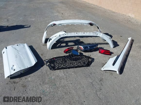 ✅ 2019 Audi RS 5 • VIN: WUAPWAF56KA907227 • Lot: 41215802. Listed on IAAI with 43,157 mi. Free auction sales archive from the USA and detailed vehicle history report at DreamBid. Image 20.