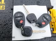 ✅ 2015 Toyota Tacoma PreRunner • VIN: 5TFKU4HNXFX006568 • Lot: 41847694. Wystawiony na IAAI z przebiegiem 129 872 mil. Bezpłatny archiwum sprzedaży aukcyjnych z USA i szczegółowy raport historii pojazdu na DreamBid. Zdjęcie 11.