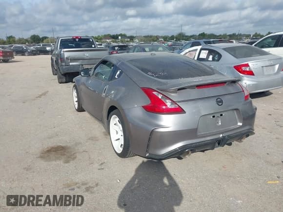✅ 2009 Nissan 370Z Touring • VIN: JN1AZ44E19M401251 • Lot: 43281911. Listed on IAAI with 136,374 mi. Free auction sales archive from the USA and detailed vehicle history report at DreamBid. Image 3.
