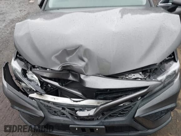 ✅ 2022 Toyota Camry Hybrid SE • VIN: 4T1G31AK9NU593171 • Лот: 43394912. Опубликован ранее на IAAI с пробегом 175 318 миль. Бесплатный доступ к архиву аукционных продаж из США и подробный отчёт об истории автомобиля на DreamBid. Изображение 10.